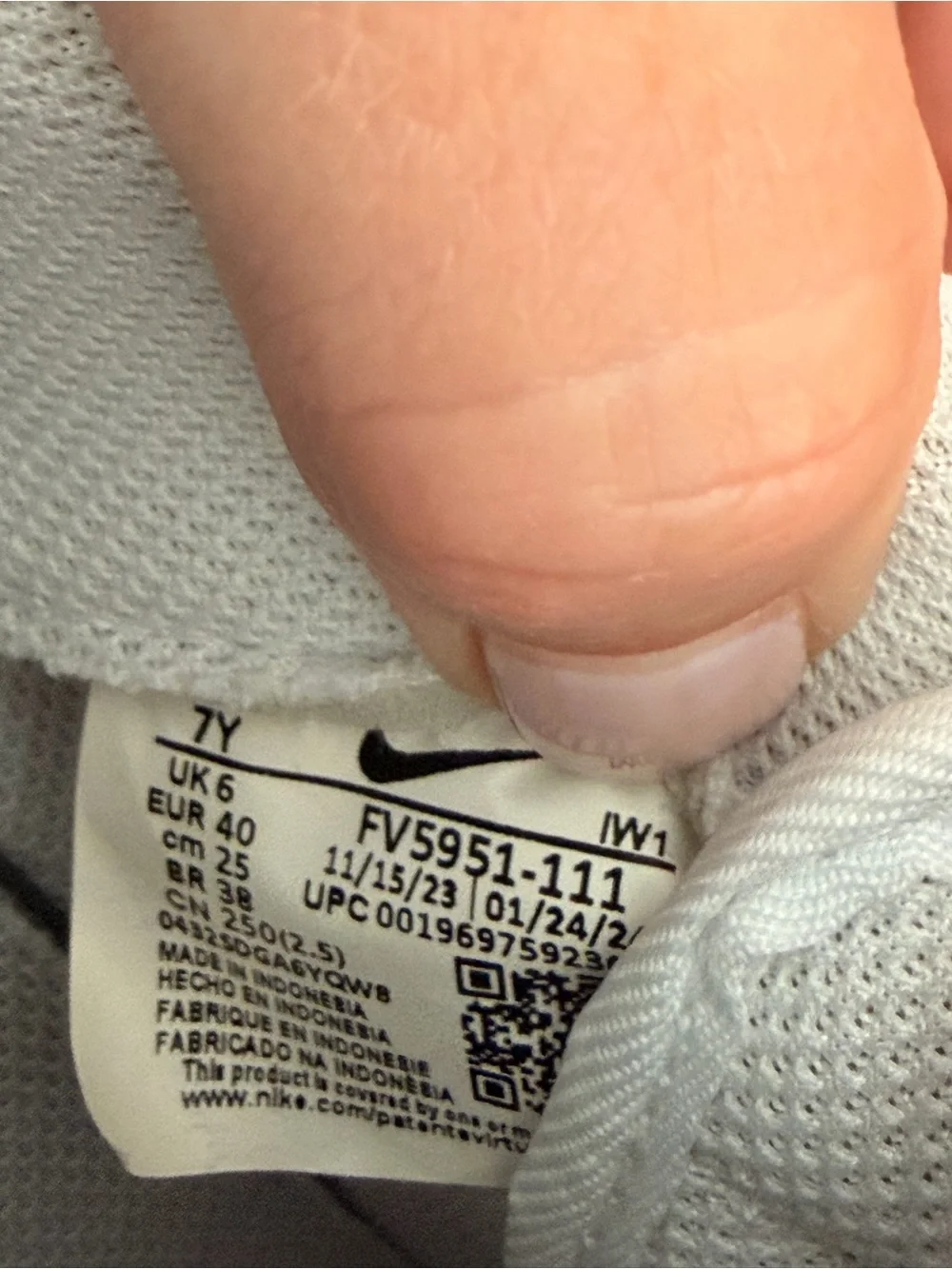 Nike Kids White Air Force 1 Low-Top Sneakers